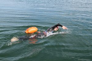 Пловец в открытой воде